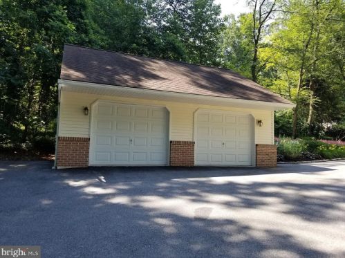 776 Doutrich Dr, Gap PA  17527-9414 exterior