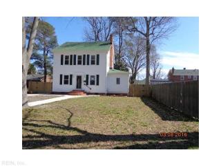 404 Raleigh Ave, Hampton VA  23661-2121 exterior