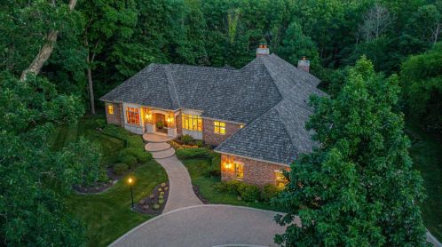 1191 Churchill Ln, Crown Point, IN 46307-5068