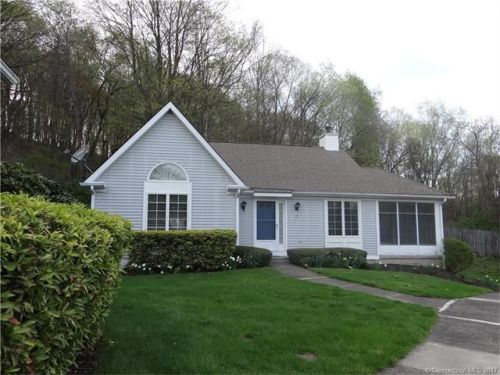 15 Bittersweet Rdg, Middlefield, CT 06455-1149