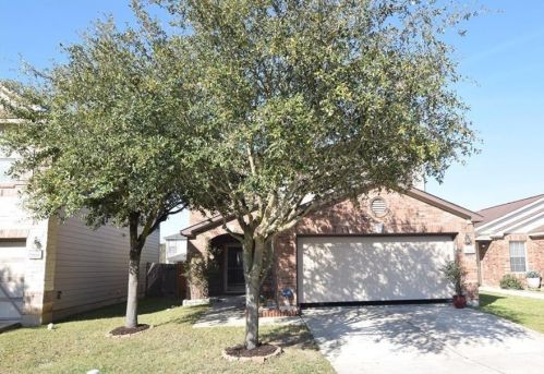 7012 Derby Downs Dr, Austin TX  78747-3978 exterior