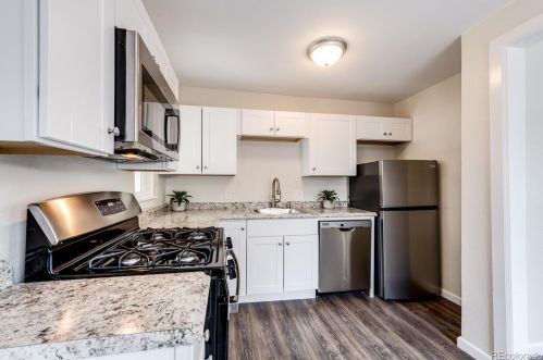 2351 Hanover St, Denver, CO 80010-1221