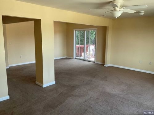 19 Willie St, Paterson NJ  07508-1621 exterior