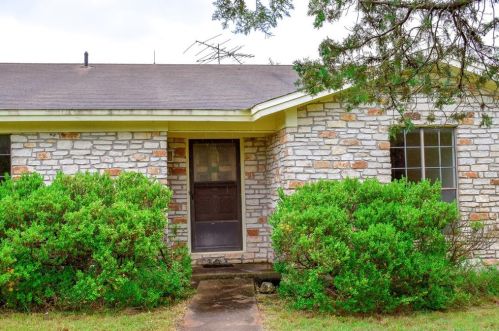 422 Patricia Rd, Georgetown, TX 78628-9686