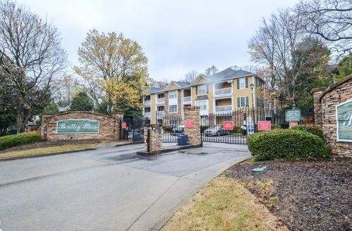 136 Bentley Pl, Tucker, GA 30084-2175