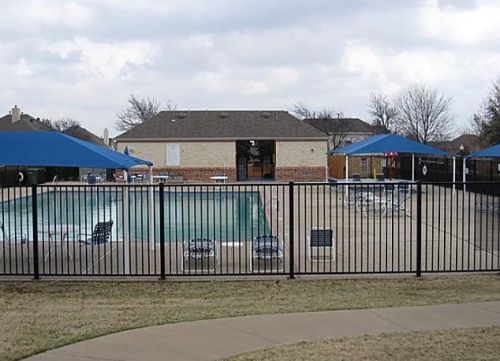 8016 Springmoss Dr, Plano TX  75025-3942 exterior