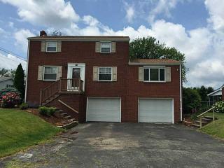 524 Saint Andrews Dr, Greensburg, PA 15601-6077