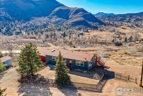193 Groover Dr, Lyons, CO 80540-9016