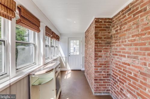 2009 Grace Church Rd, Silver Spring MD 20910-2116 exterior