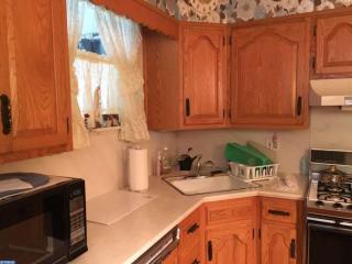 2514 11th St, Philadelphia PA  19133-1412 exterior