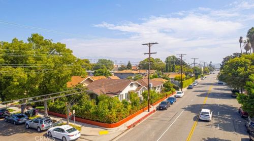 341 Chevy Chase Dr, Glendale CA  91205-4440 exterior