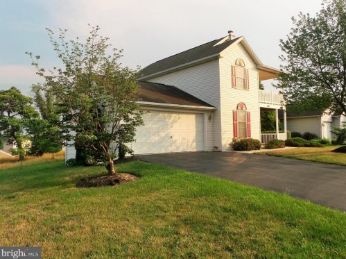 2001 Alexis Dr, Harrisburg, PA 17110-9474