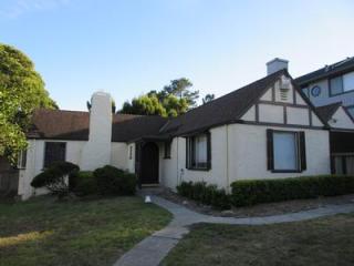 1065 Roosevelt St, Monterey, CA 93940-2144