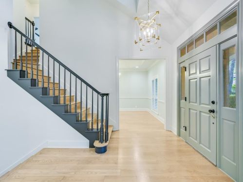5808 Buckpasser Cv, Austin, TX 78746-1450