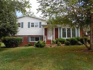 525 Oak St, Morristown, TN 37813-1891