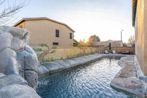 42234 Marbella St, Lancaster CA 93536 exterior