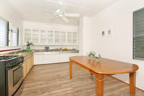 3347 Monsarrat Ave, Honolulu HI  96815-4447 exterior