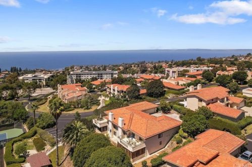 19 Peartree Ln, Palos Verdes Estates, CA 90274-4824