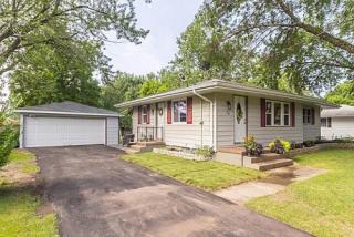 70 Bel Aire Dr, Waukee, IA 50263-9770