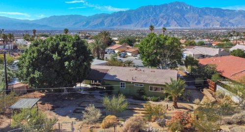 10580 Ambrosio Dr, Desert Hot Springs, CA 92240-2720