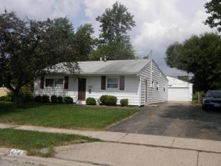 1474 Grovewood Dr, Columbus OH  43207-3311 exterior