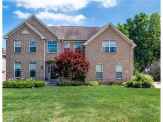 1075 Pkwy Blvd, Aurora OH  44202-7335 exterior
