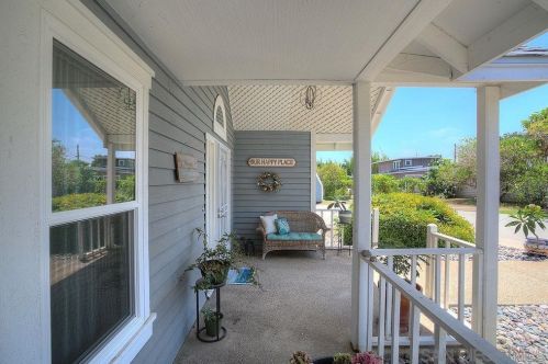 1450 Ridgeway St, Oceanside, CA 92054-5633