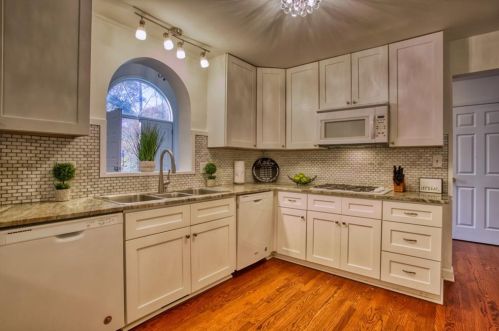 1037 Burton Dr, Atlanta GA  30329-4011 exterior