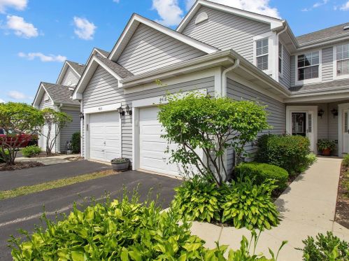 4418 Quill Ln, Waukegan, IL 60085-8616