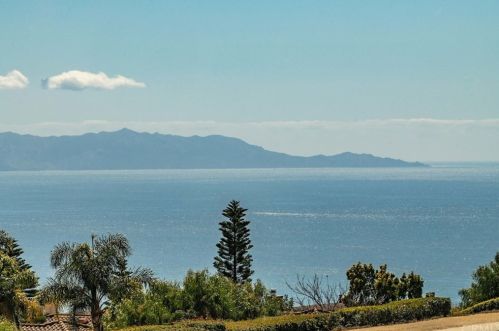 2 Santa Cruz, Palos Verdes Estates, CA 90274-5402
