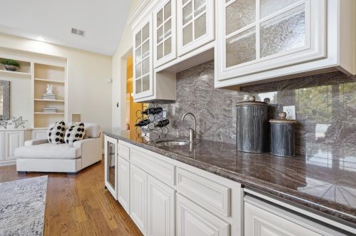 307 Verano Dr, Los Altos CA 94022-2345 exterior