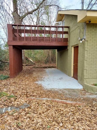 6734 Chupp Rd, Lithonia, GA 30058-7625