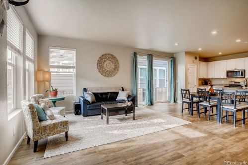 15957 Otero Ave, Englewood CO 80112 exterior