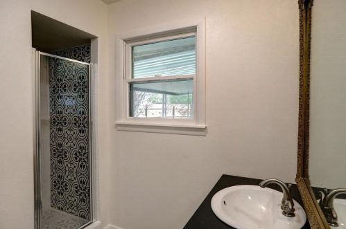 4616 Selkirk Dr, Fort Worth TX  76109-5042 exterior