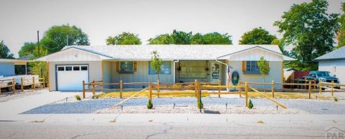 59 Macalester Rd, Pueblo, CO 81001-2052