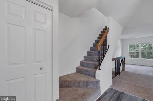 5938 Annaberg Pl, Springfield, VA 22015-2851