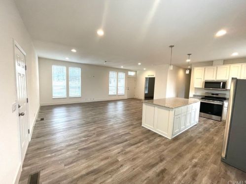 1914 York Towne Mnr, Paradise, CA 95969-6055