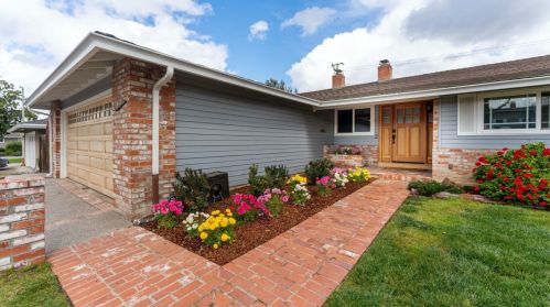 1408 Knowlton Dr, Sunnyvale, CA 94087-3151