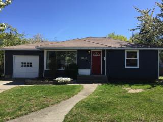 6016 Ridgeview Pl, Spokane WA  99205-6954 exterior