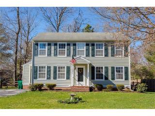 108 Sunny Dr, Ashland, VA 23005-2800
