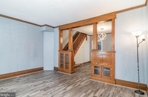 157 Penn St, Carlisle, PA 17013-2435