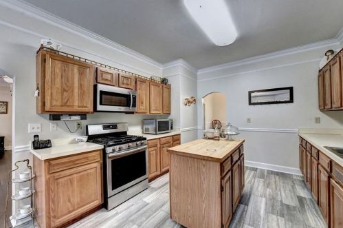 3203 Lindas Cir, Conyers GA  30013-2237 exterior