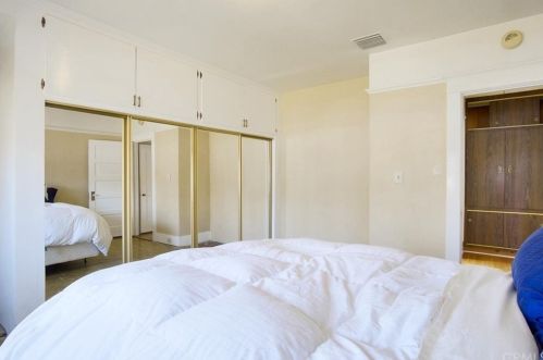 610 Lomita Ave, Glendale CA  91205-2233 exterior