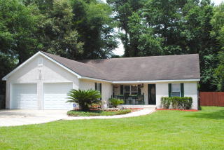 98 Burgess Cir, Brunswick, GA 31523-9366
