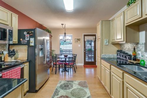 8100 Broken Arrow Rd, Fort Worth TX  76137-1291 exterior