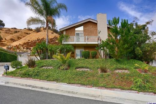 1995 Polaris Dr, Glendale, CA 91208-2424