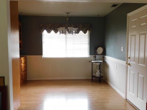 6215 Paris St, Citrus Heights, CA 95621-5423