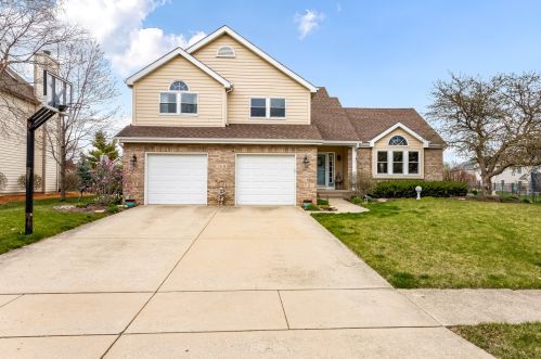 308 Buckingham Pl, Joliet, IL 60404-0511