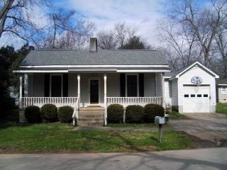 207 Eaton St, Central SC  29630-9109 exterior