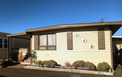 9113 Rosecrans Ave, Bellflower, CA 90706-2137